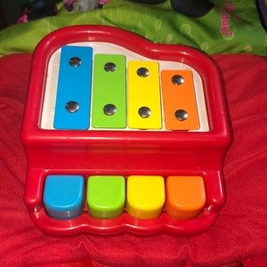 Piano toy